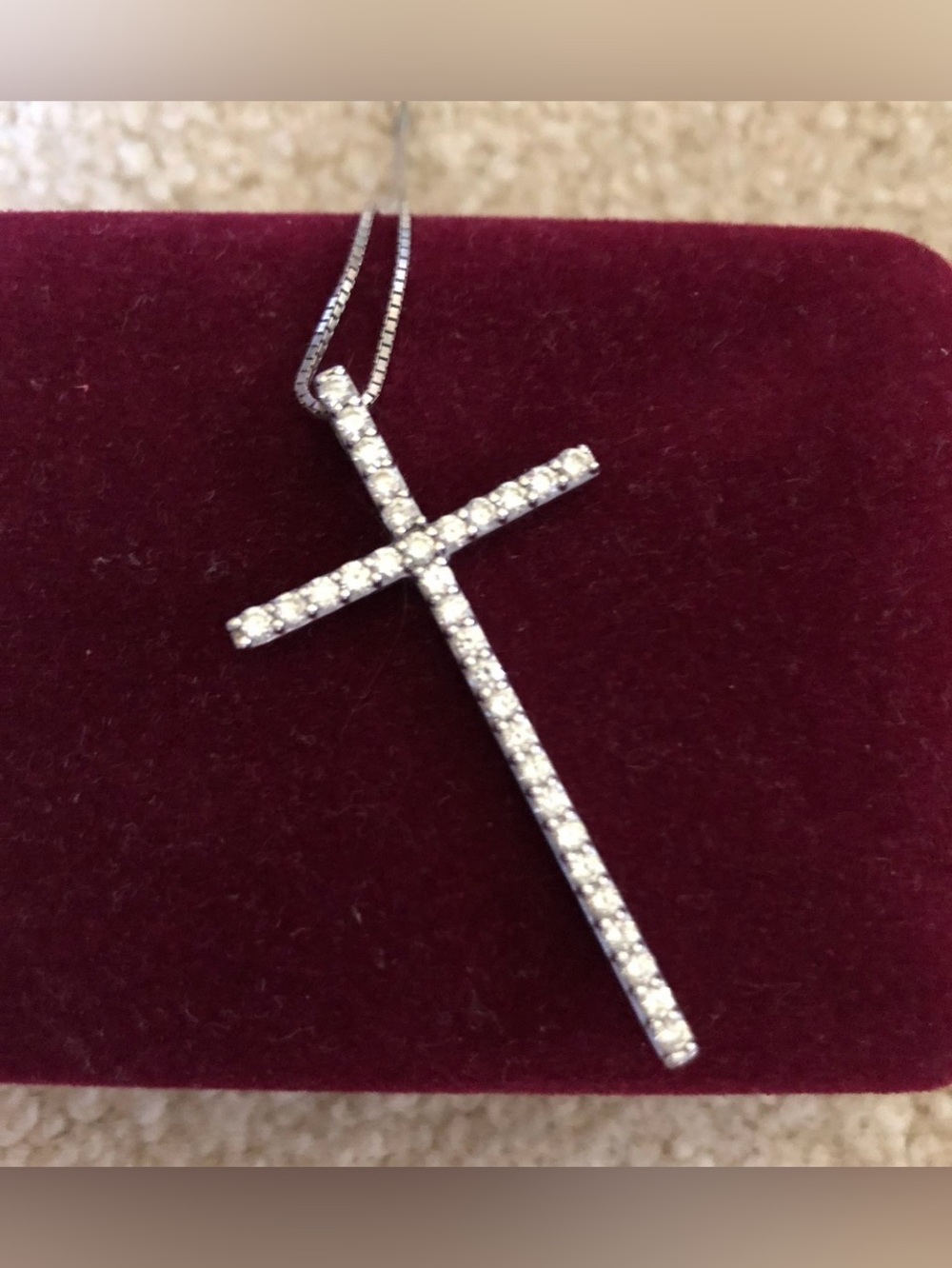 14K White Gold Diamond Cross Pendant Necklace | Hannoush Jewelers | 1.30 CTW